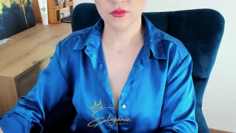 Snapshot of eleganzavogue chatting on May 9, 7:13 am eleganzavogue online show from May 9, 7:13 am