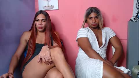 elektra_and_lulu online show from December 11, 9:34 pm