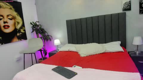 Snapshot of elektra_payton chatting on April 6, 3:15 am Elektra Payton online show from April 6, 3:15 am