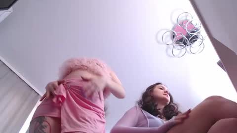 Elena online show from April 15, 7:15 am