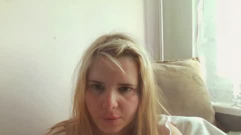 Elena online show from April 8, 2:28 pm