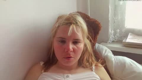 Snapshot of elenaflirt chatting on May 4, 12:45 pm Elena online show from May 4, 12:45 pm