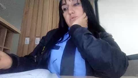elenaramospulido online show from September 26, 10:52 am