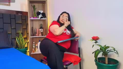 elenna_boobs_ online show from February 18, 3:35 am