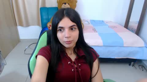 agnes online show from March 8, 6:26 pm