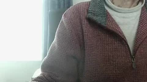 elfyonee online show from January 5, 9:15 am