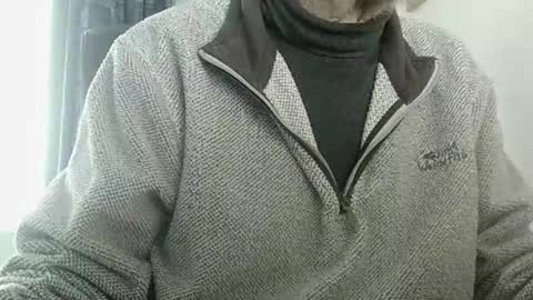 elfyonee online show from February 11, 9:53 am