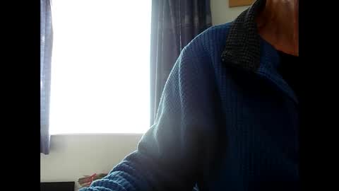 elfyonee online show from November 5, 11:43 am