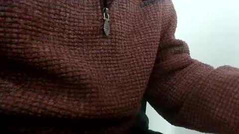 elfyonee online show from January 8, 10:28 am