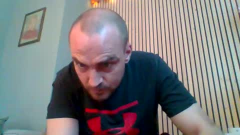Snapshot of elhornyvikingo chatting on April 10, 3:50 pm horny viking online show from April 10, 3:50 pm