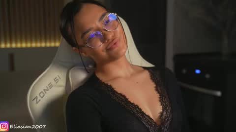 Eli  online show from March 31, 12:27 pm