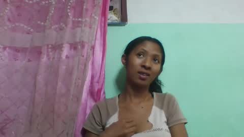 eliah193653 online show from April 2, 8:01 am