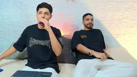 Snapshot of elias_salvatore_ chatting on May 15, 6:15 pm elias_salvatore_ online show from May 15, 6:15 pm