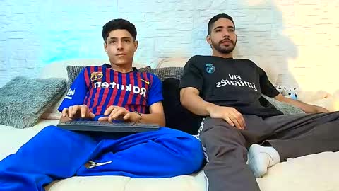 Snapshot of elias_salvatore_ chatting on May 17, 4:03 pm elias_salvatore_ online show from May 17, 4:03 pm