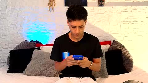 Snapshot of elias_salvatore_ chatting on May 27, 3:09 pm elias_salvatore_ online show from May 27, 3:09 pm