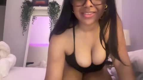 elibabyyy2 online show from February 8, 5:44 am