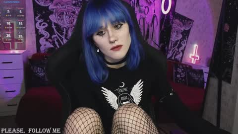  MORE ME   online show from December 6, 10:08 pm