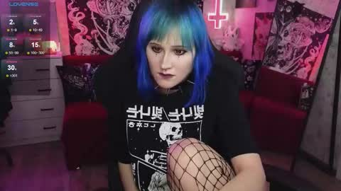  MORE ME   online show from October 4, 10:30 pm