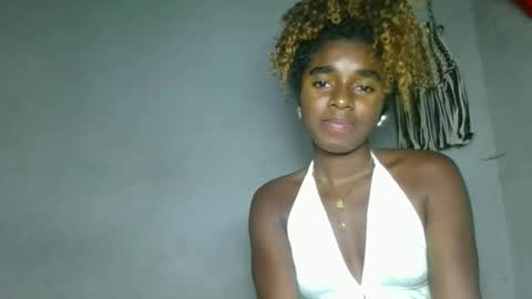 elina981 online show from March 7, 9:06 am