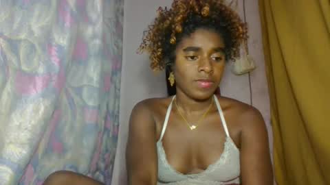 elina981 online show from April 17, 9:18 pm