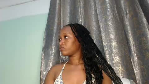Snapshot of elina_gee chatting on July 9, 9:02 am elina_gee online show from July 9, 9:02 am