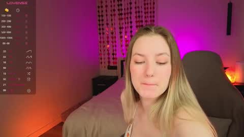 Elina online show from March 13, 10:55 am