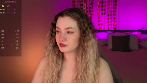 Elina online show from April 16, 6:47 am