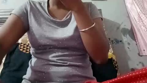 Snapshot of elina_roy03 chatting on October 8, 3:04 am elina_roy03 online show from October 8, 3:04 am