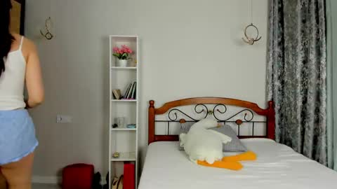 CutieJune online show from May 24, 4:01 pm