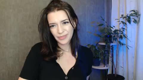 Snapshot of elinapretty chatting on May 25, 11:55 pm Elina online show from May 25, 11:55 pm