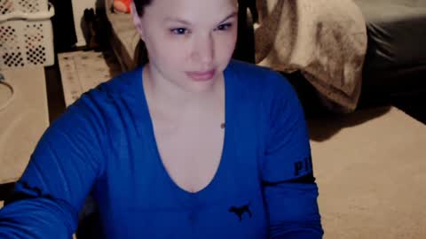 ElinaReign   online show from September 22, 1:18 am