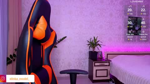 Elina online show from April 5, 8:06 pm