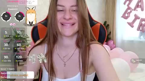 Snapshot of elinkalove chatting on July 22, 5:10 am Elina online show from July 22, 5:10 am
