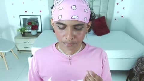 Snapshot of elio_fox chatting on March 23, 5:44 am elio_fox online show from March 23, 5:44 am