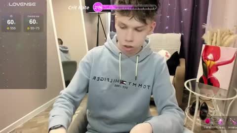 Snapshot of eliotmars chatting on April 23, 12:29 pm eliotmars online show from April 23, 12:29 pm
