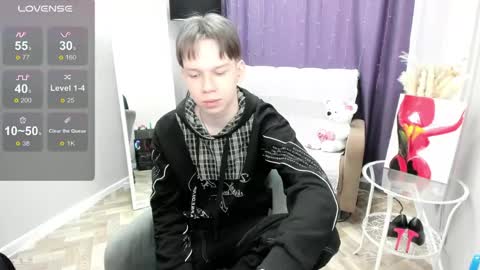 Snapshot of eliotmars chatting on May 10, 11:04 am eliotmars online show from May 10, 11:04 am
