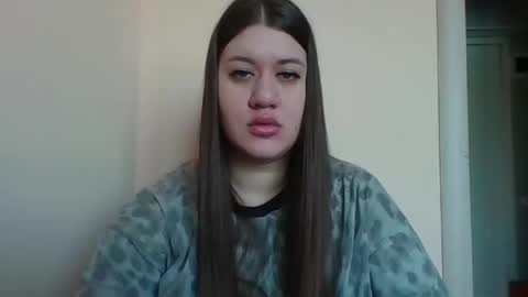 Snapshot of elisa_kollin chatting on January 25, 7:49 am Aletta Oushen online show from January 25, 7:49 am