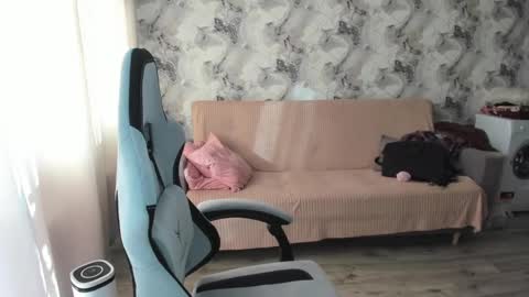 Snapshot of elisa_kollin chatting on September 30, 10:09 am Aletta Oushen online show from September 30, 10:09 am