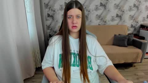 Snapshot of elisa_kollin chatting on October 6, 10:56 am Aletta Oushen online show from October 6, 10:56 am