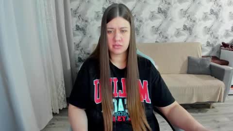 Snapshot of elisa_kollin chatting on October 10, 11:53 am Aletta Oushen online show from October 10, 11:53 am