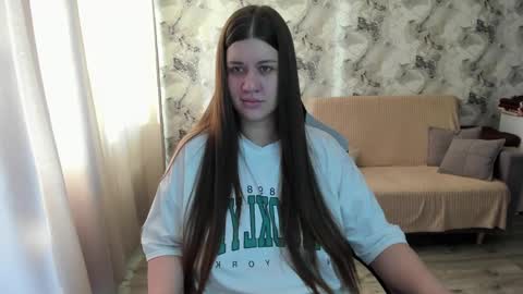 Snapshot of elisa_kollin chatting on October 17, 10:18 am Aletta Oushen online show from October 17, 10:18 am