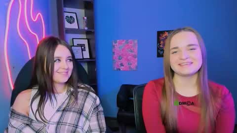 elisa_rise online show from March 5, 4:36 pm