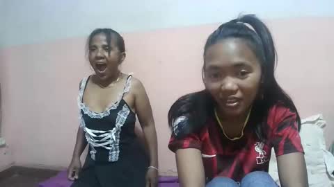 Snapshot of elisabet88 chatting on September 25, 8:23 pm elisabet88 online show from September 25, 8:23 pm