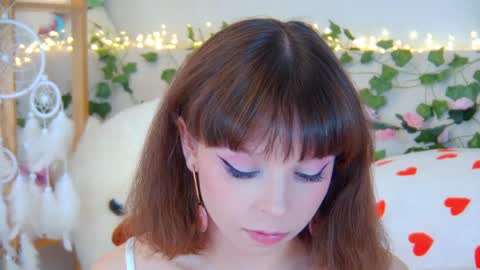 Snapshot of elisabethdavis chatting on April 18, 3:27 pm ElisabethDavis online show from April 18, 3:27 pm
