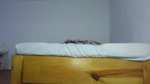 Snapshot of elisacich chatting on February 28, 7:15 pm elisacich online show from February 28, 7:15 pm