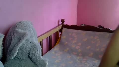 elisah01 online show from February 15, 4:53 am