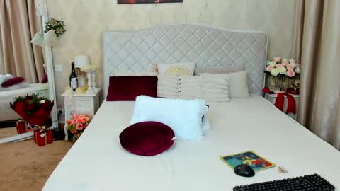 Snapshot of elisarosse_ chatting on December 31, 1:26 am Elissa online show from December 31, 1:26 am