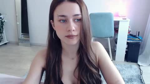 Elis online show from March 4, 6:30 am