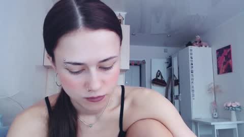 Elis online show from March 26, 5:57 am