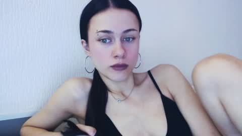 Elis online show from April 2, 5:16 am